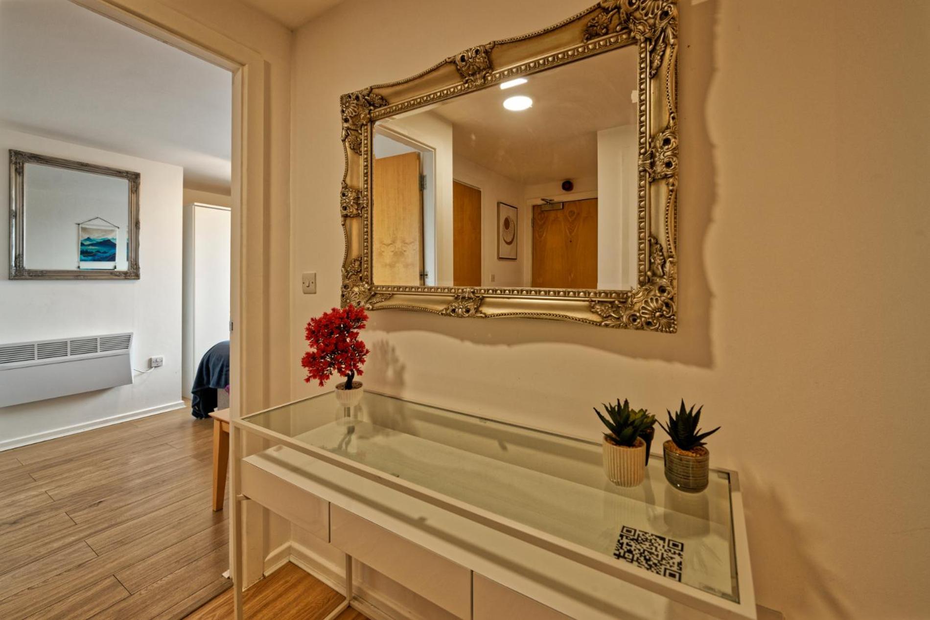 Sidemersey Livings- Convenient And Central 2-Bedroom Haven In L1 Liverpool Extérieur photo