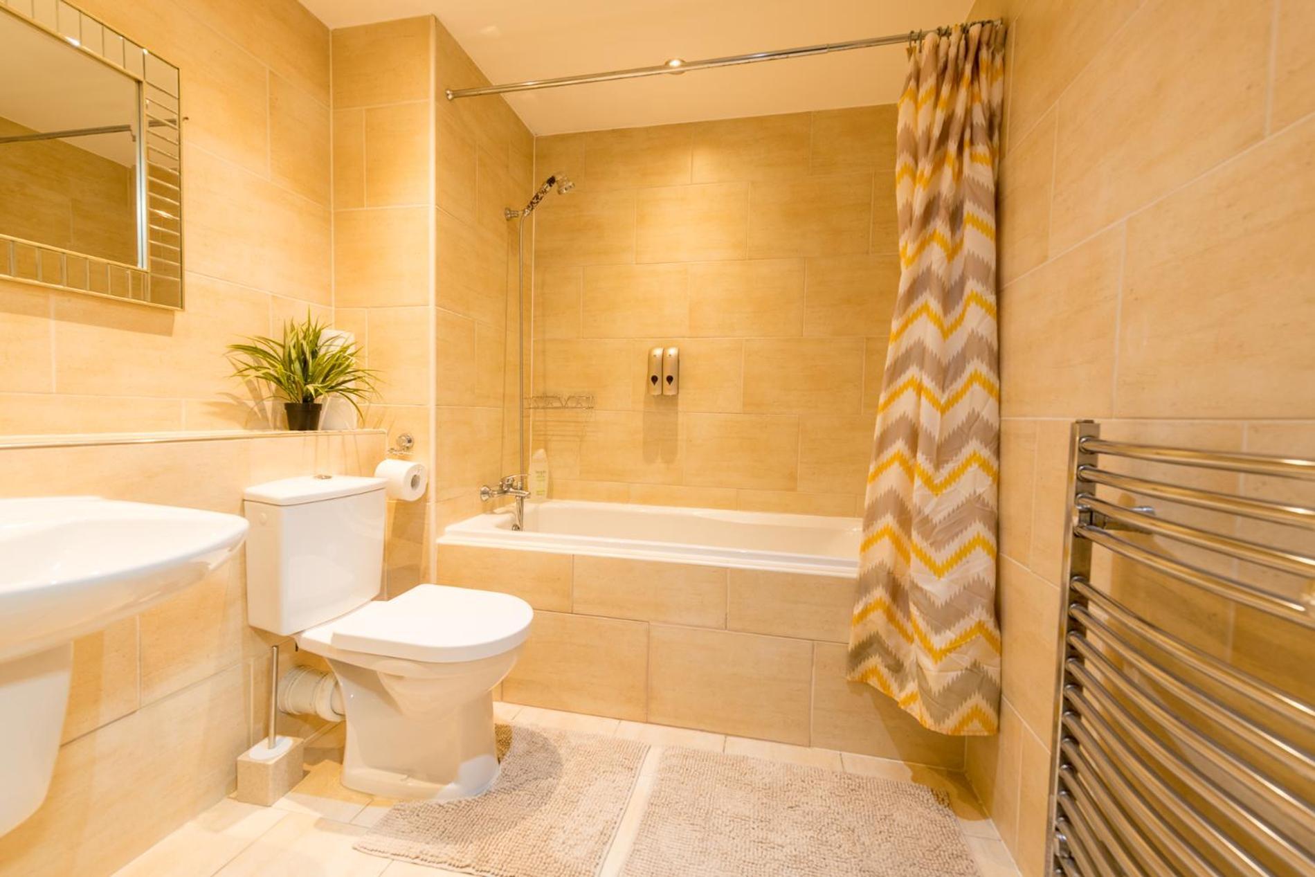 Sidemersey Livings- Convenient And Central 2-Bedroom Haven In L1 Liverpool Extérieur photo